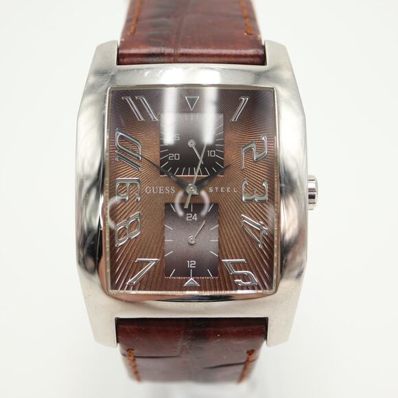 Guess Mens 37mm Brown Barrel Dial Watch 24 Hour Date Leather Strap w New Battery - Picture 5 of 14